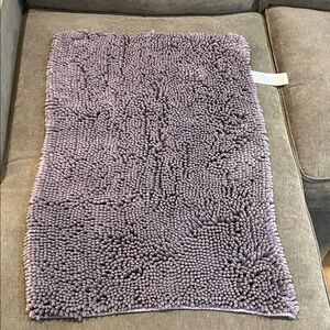 Luxurious purple Grayish color Bath Mat brand new from Amazon basics.
